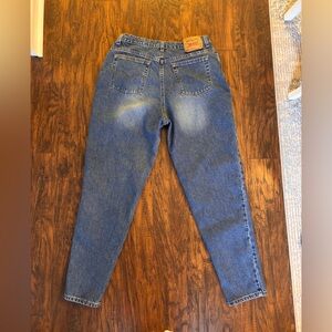 Vintage Levi's 550 Women's Straight Leg Relaxed Jeans Made in USA